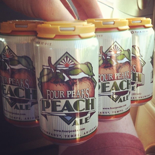 Hurray! @fourpeaksbrew finally has Peach Ale in cans at Total Wine!  Here's hoping for Pumpkin Porter cans.