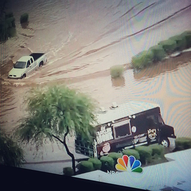 @HungryMonkAZ just made it on the nightly news. Unfortunately not for the right topic. #hungrymonkaz #flooding